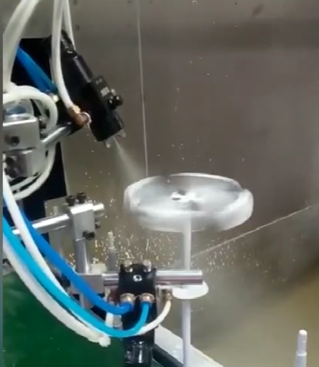 ultrasonic atomization spraying